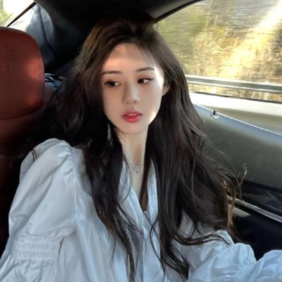 超模之女出道颜值引争议，网友群嘲，一个月引热议
